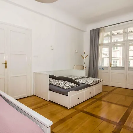 Apartment Elegant Central Ljubljana