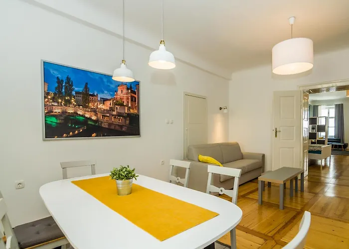 Elegant 류블랴나